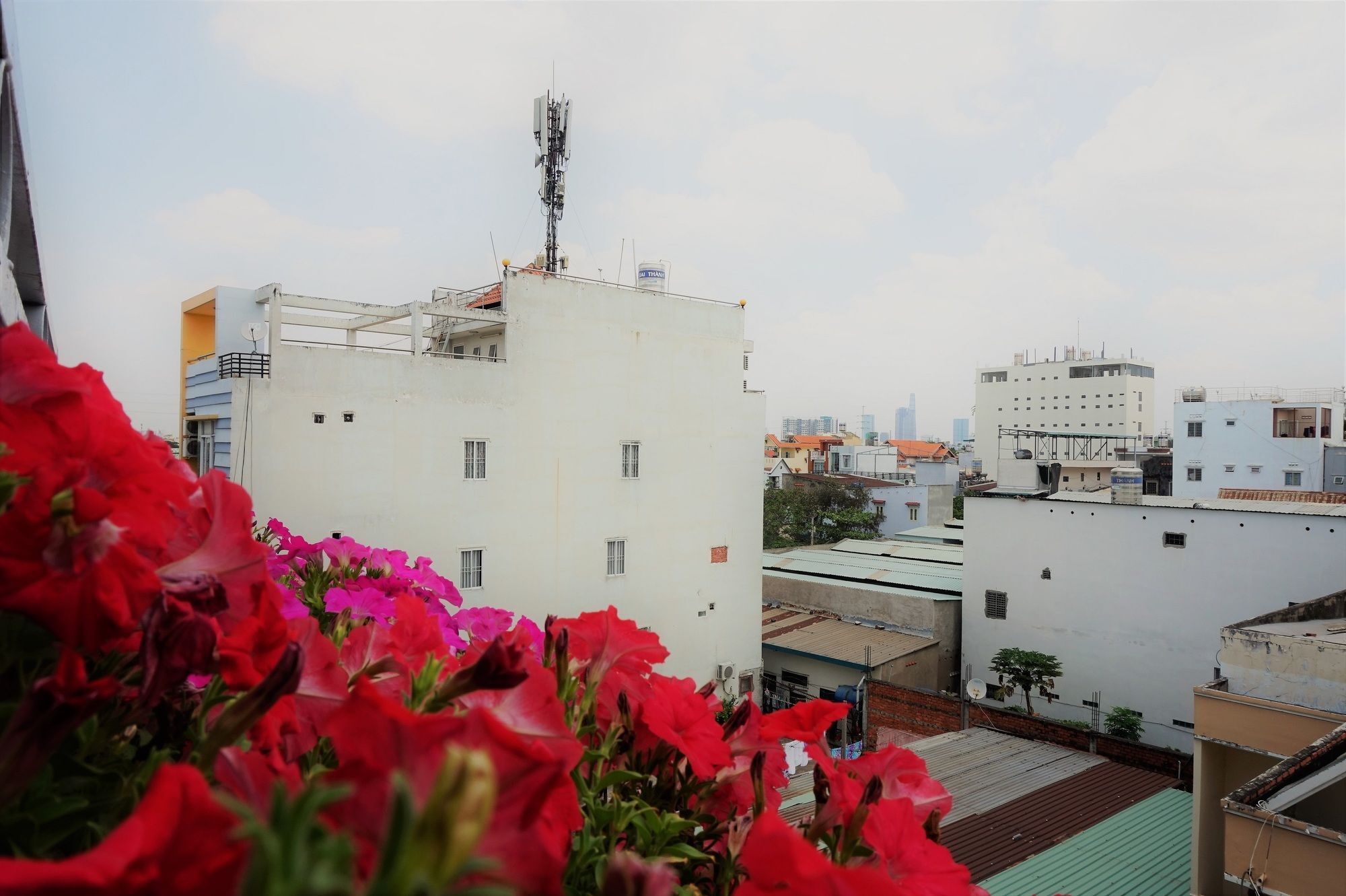 Reddoorz Near Khu Che Xuat Tan Thuan 2 Hotell Ho Chi Minh-staden Exteriör bild