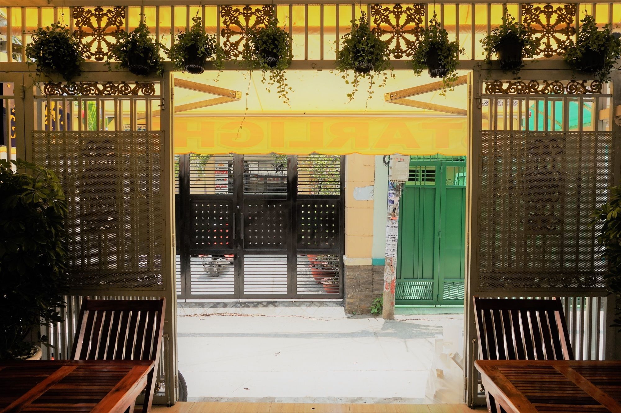 Reddoorz Near Khu Che Xuat Tan Thuan 2 Hotell Ho Chi Minh-staden Exteriör bild