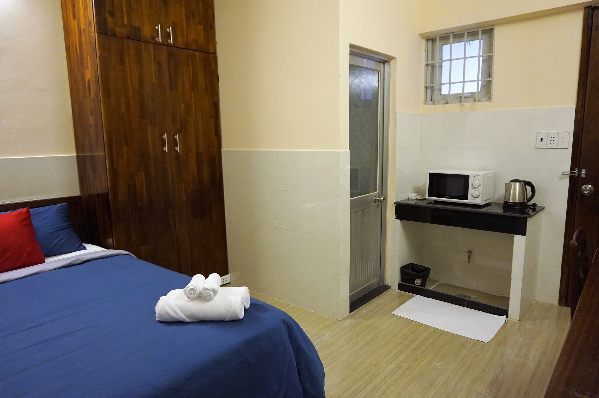 Reddoorz Near Khu Che Xuat Tan Thuan 2 Hotell Ho Chi Minh-staden Exteriör bild